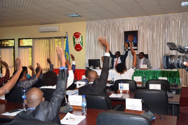 Le Sénat burundais adopte la loi régissant le CNC