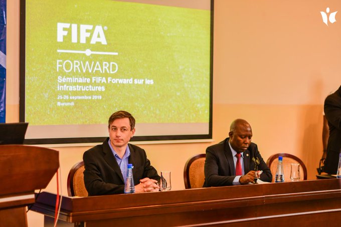 FIFA : 15 fédérations nationales africaines réunies au Burundi pour discuter du développement des infrastructures sportives en Afrique