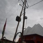 Le Président du Burundi inaugure une ligne électrique de 12 km à Muyange, à MAKAMBA