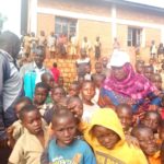 BURUNDI : L' administrateure communal visite une école primaire de MAKAMBA