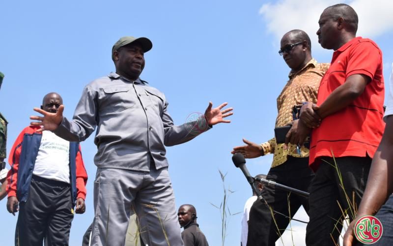 Bubanza : Le Chef de l’Etat visite le Barrage de Kajeke