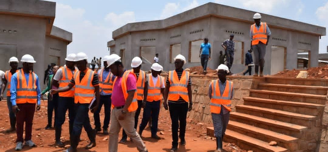 BURUNDI : Le chantier du CENTRE REGIONAL D’APPRENTISSAGE MULTIDISCIPLINAIRE de RUSI à SHOMBO / KARUSI