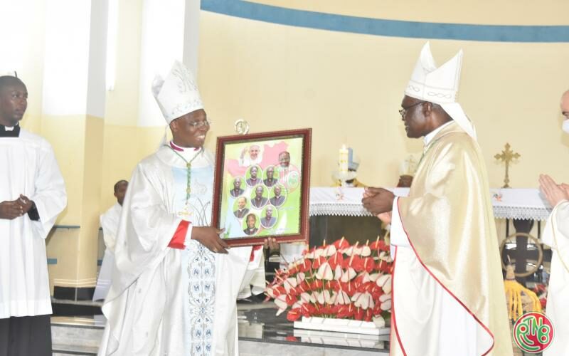 Accueil du nouveau Nonce apostolique au Burundi