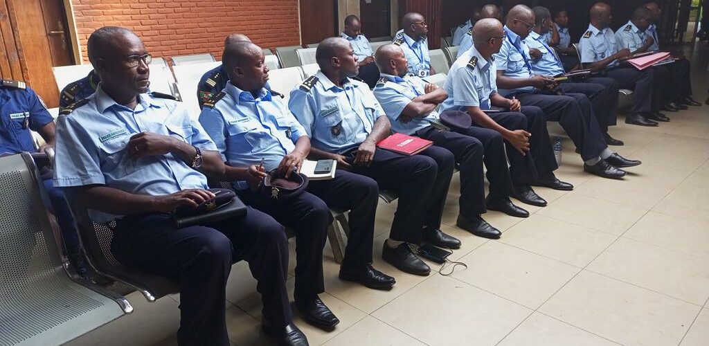 Burundi : IGPNB rencontre les officiers de police du CGM