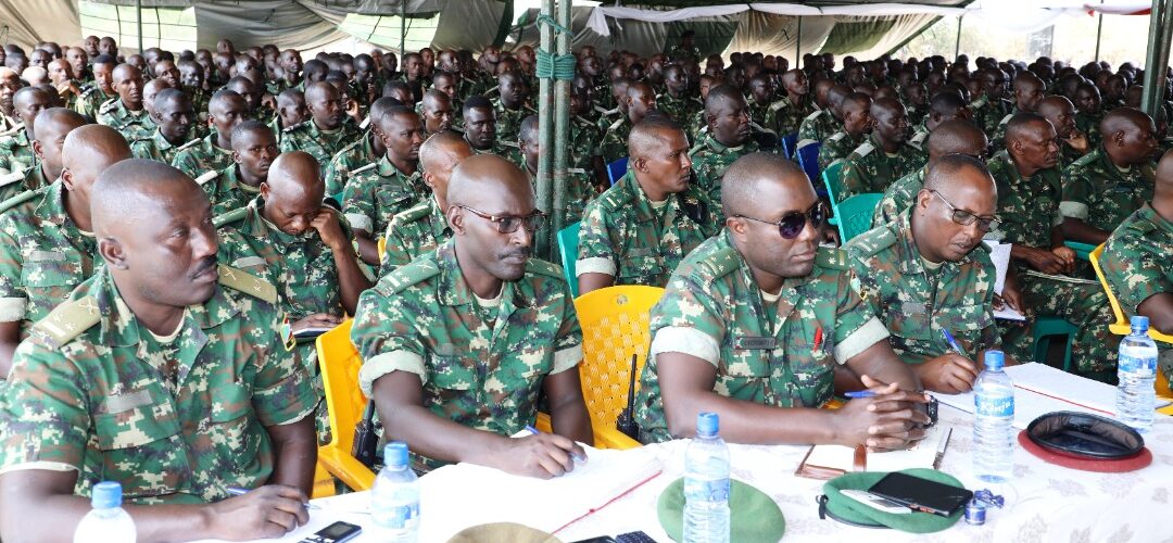 Burundi : Le Chef d’état Major rencontre la 110ème Brigade et ses renforts à Cibitoke