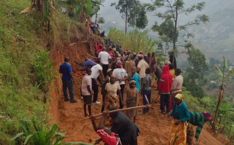 Burundi : TDC – Construire une route en colline Muhororo à Mubimbi / Bujumbura