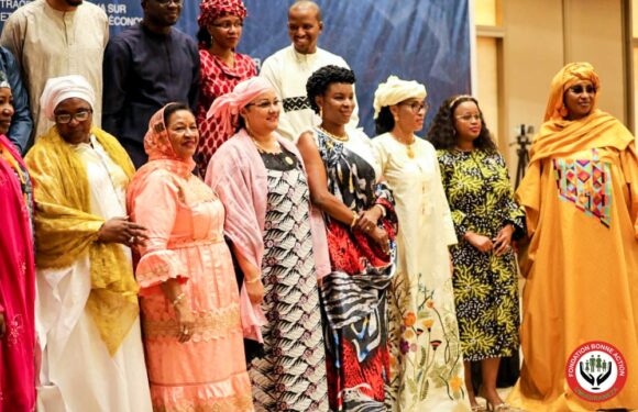 Burundi : La 1ère Dame au forum de haut niveau des femmes africaines transformatrices à Niamey / Niger