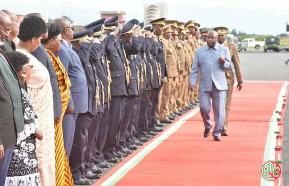 Le Chef de l’Etat rentre d’une mission effectuée à Nairobi